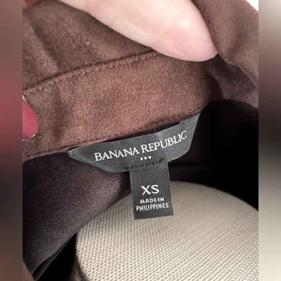 Banana Republic suede button-up top - Picture 7 of 7